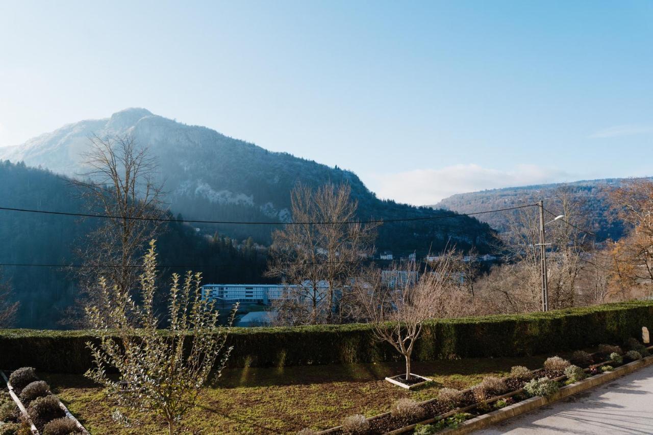 Kasa Jura - Au Coeur Des Monts Apartman Saint-Claude Kültér fotó